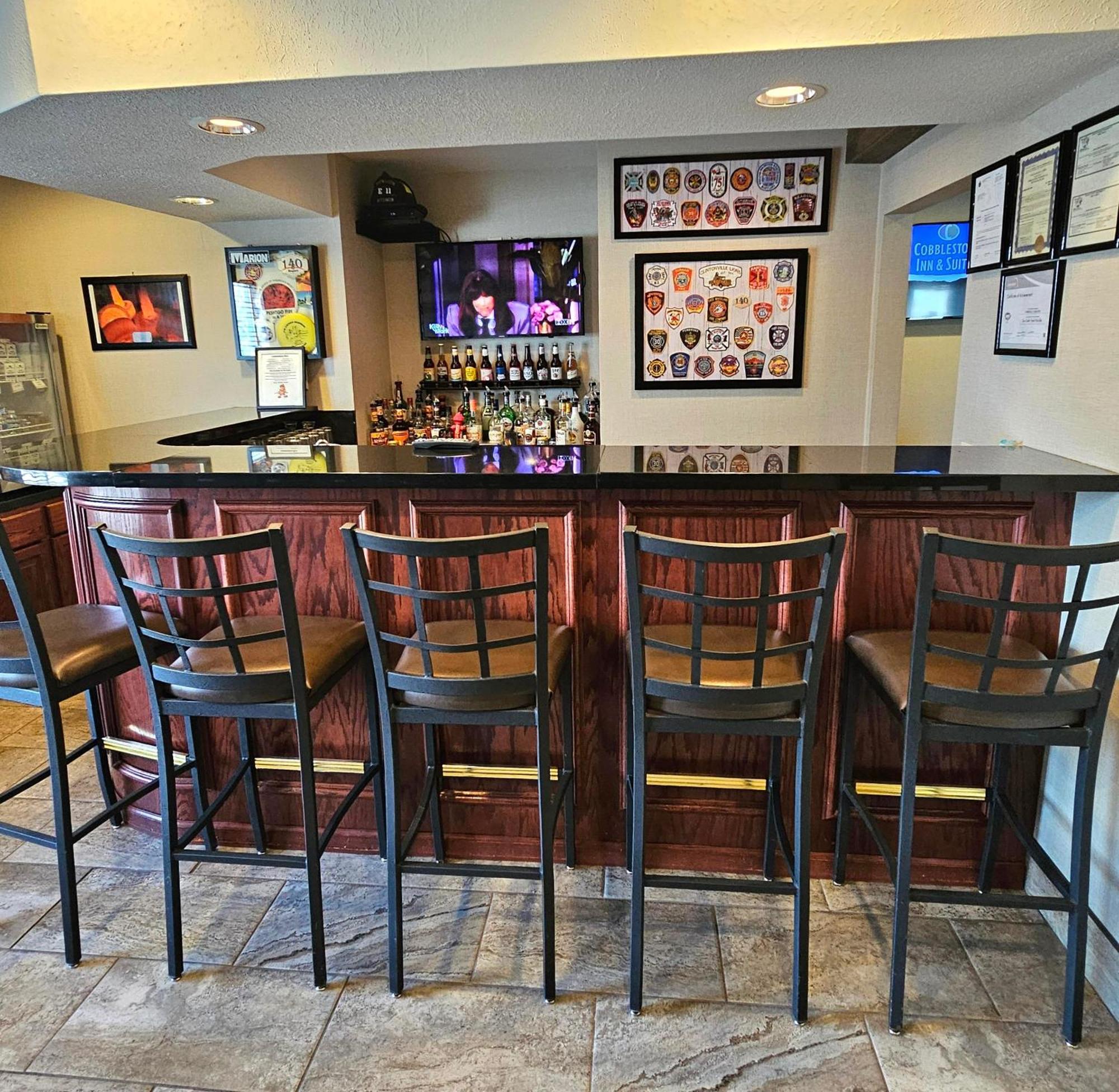 Cobblestone Inn & Suites - Clintonville Dış mekan fotoğraf