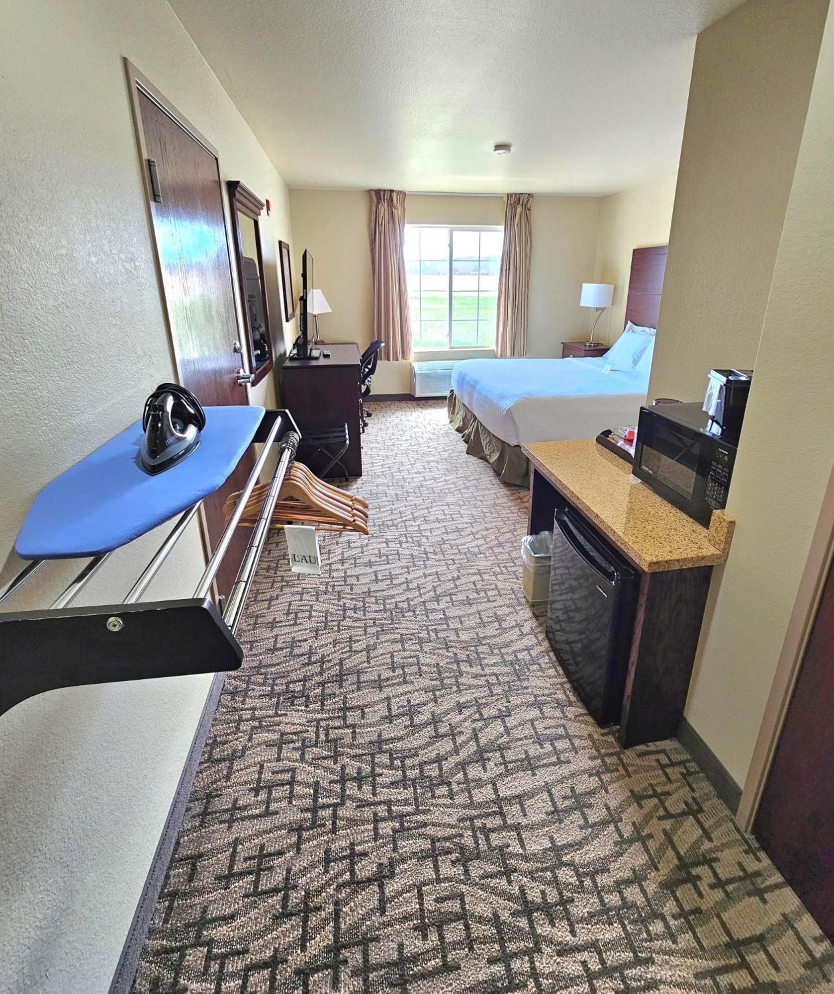 Cobblestone Inn & Suites - Clintonville Dış mekan fotoğraf