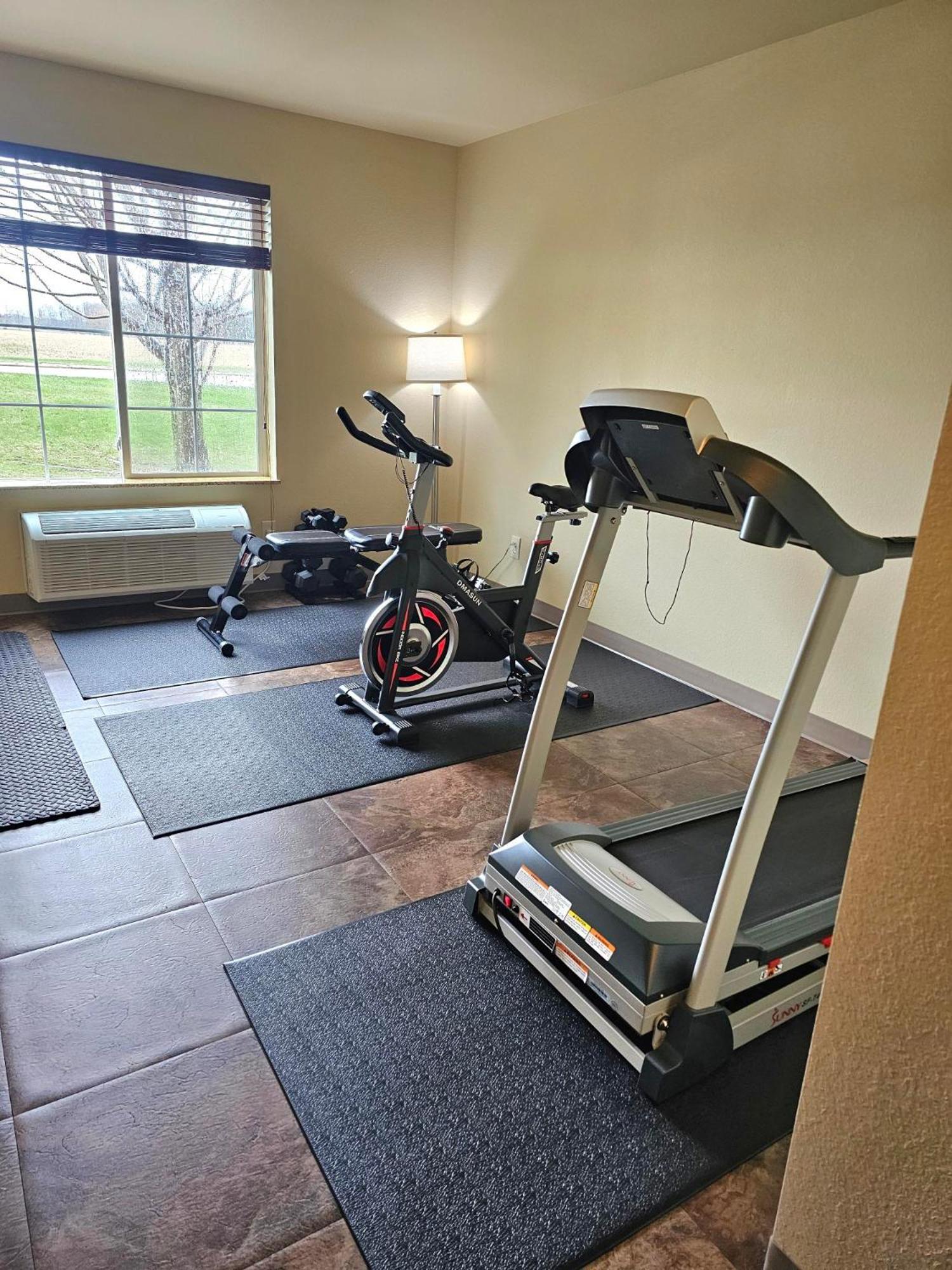 Cobblestone Inn & Suites - Clintonville Dış mekan fotoğraf