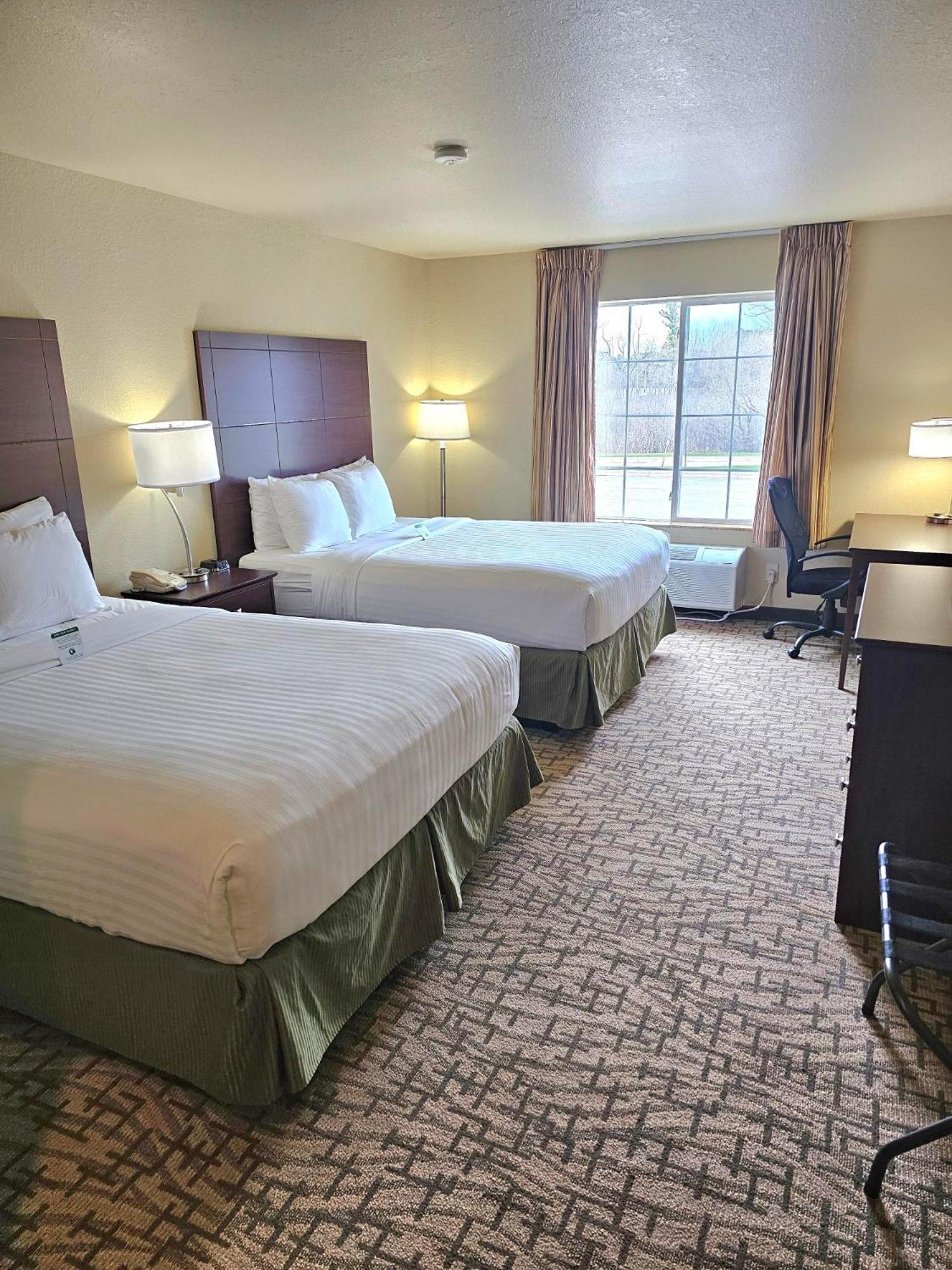 Cobblestone Inn & Suites - Clintonville Dış mekan fotoğraf